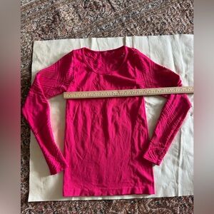 Fabletics Women Shirt Top Pink Stretchy Cut Out Athletic Under Scrub Small